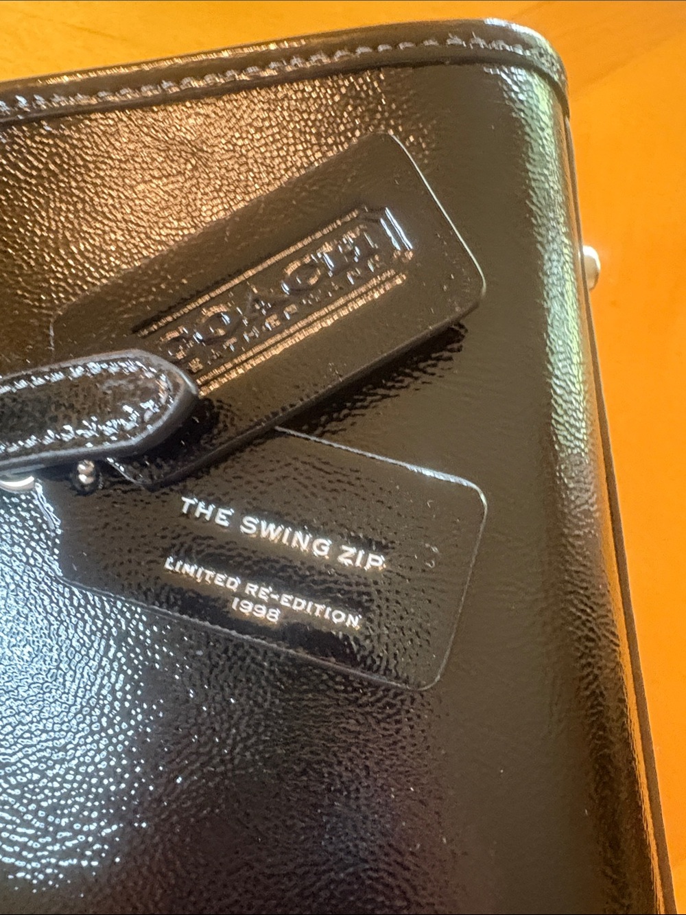 Coach Swing Zip Limited re-edition - Picture 3 of 13